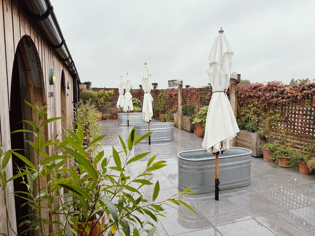 Private sauna cabin and cold plunge at Rooftop Saunas Hackney, Netil Corner